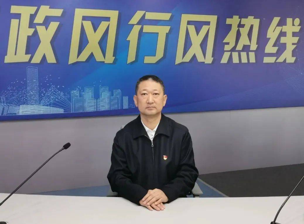老旧小区改造频繁挖断光缆怎么解决？违规建筑如何处理？