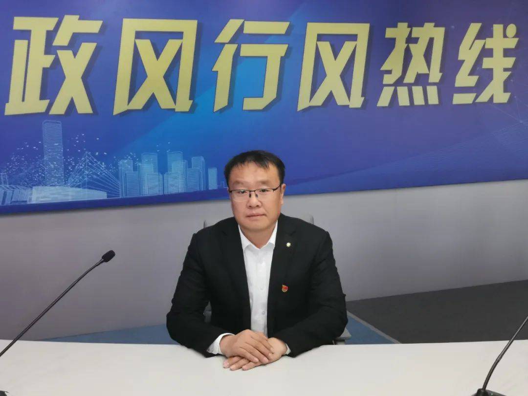 老旧小区改造频繁挖断光缆怎么解决？违规建筑如何处理？